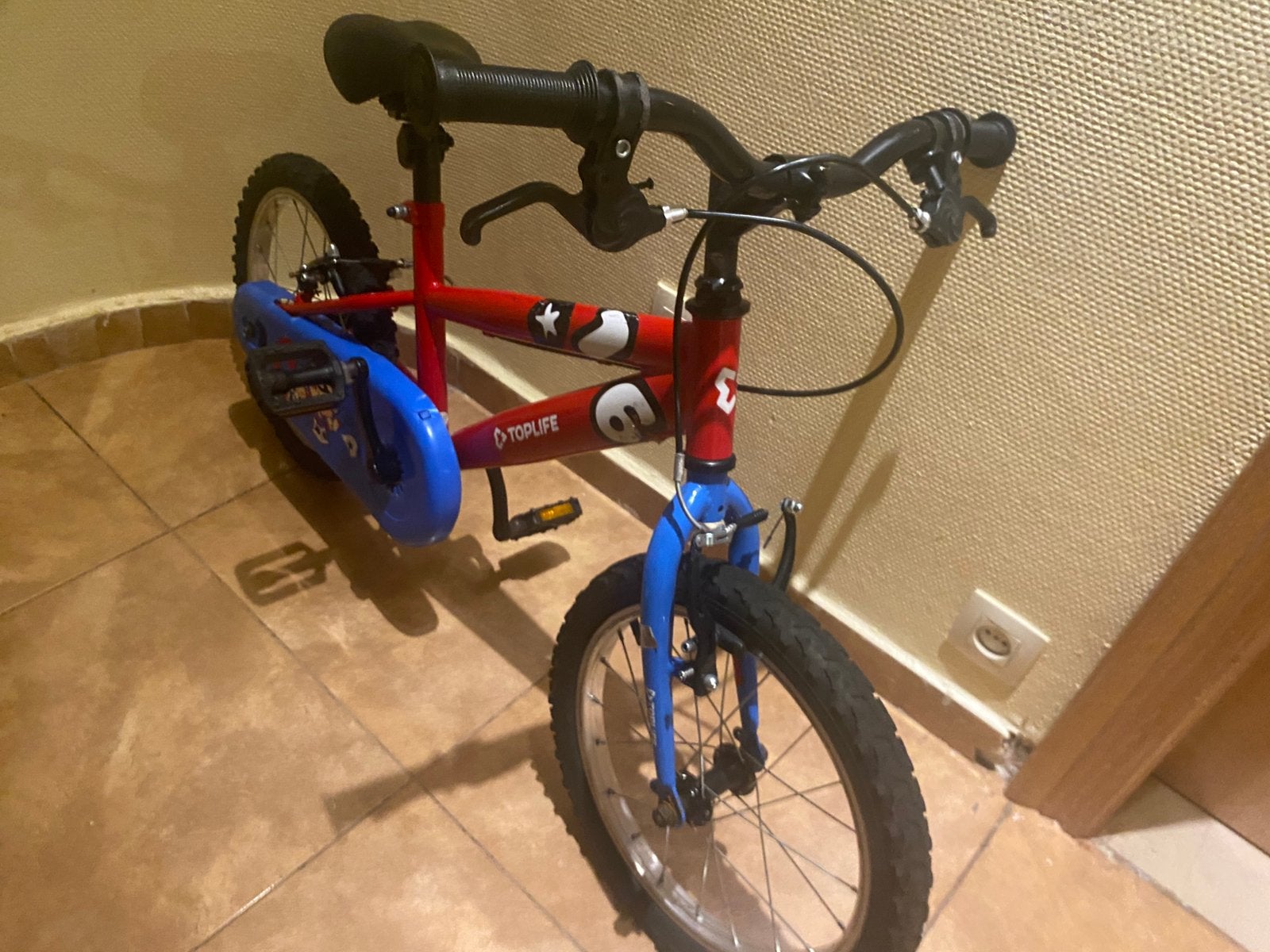 Blauw en rood, toplife,18 inches, Fietsen en Brommers, Fietsen | Crossfietsen en BMX, Ophalen, 16 tot 20 inch, V-brakes, Aluminium