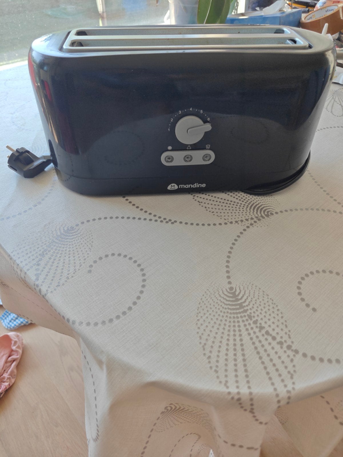Mandine broodrooster, max. 1400W, Elektronische apparatuur, Ophalen, Gebruikt, Uitneembare kruimellade