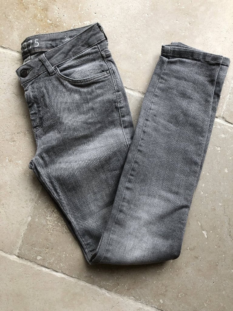 Grijze jeans voor dames van Zara, Ophalen, Zo goed als nieuw, Grijs