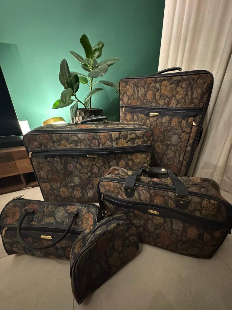 Vintage kofferset Jaguar 5-delig retro floral - decoratie, Wieltjes, 30 cm of meer, Gebruikt, Overige kleuren