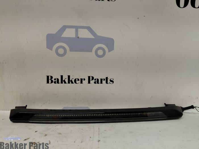 Extra Remlicht midden van een Volvo V60, Gebruikt, -, -, Volvo