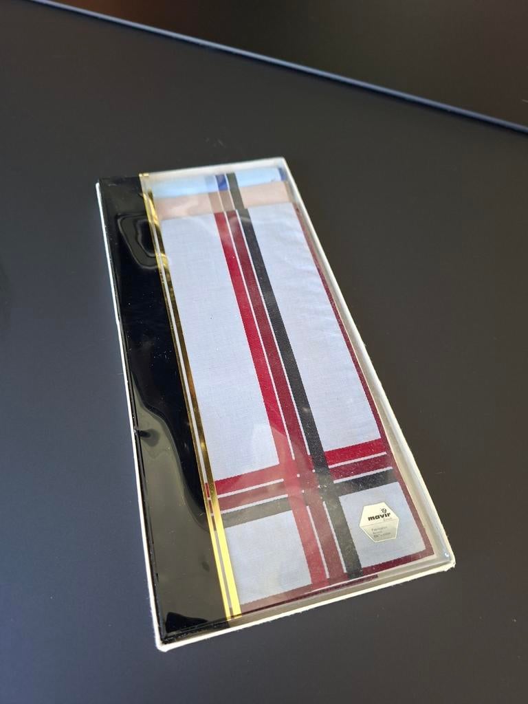 Doos met zakdoekjes, merk MAVIR SUISSE, Ophalen of Verzenden, Heren