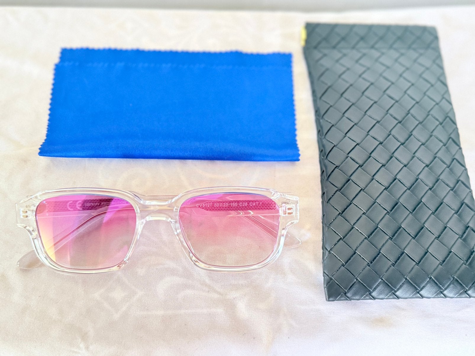 Lunettes transparentes effet miroir violet – Ultra tendance, Neuf, Autres marques, Enlèvement ou Envoi, Rose