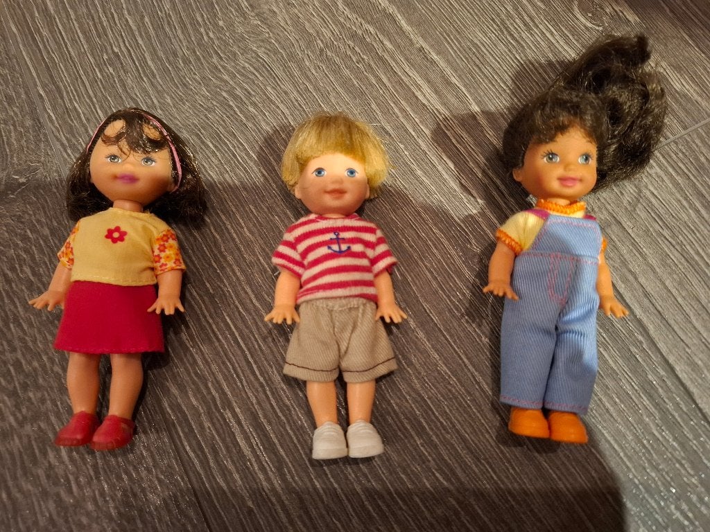 3 popjes kindjes van Barbie, Ophalen, Zo goed als nieuw, Barbie