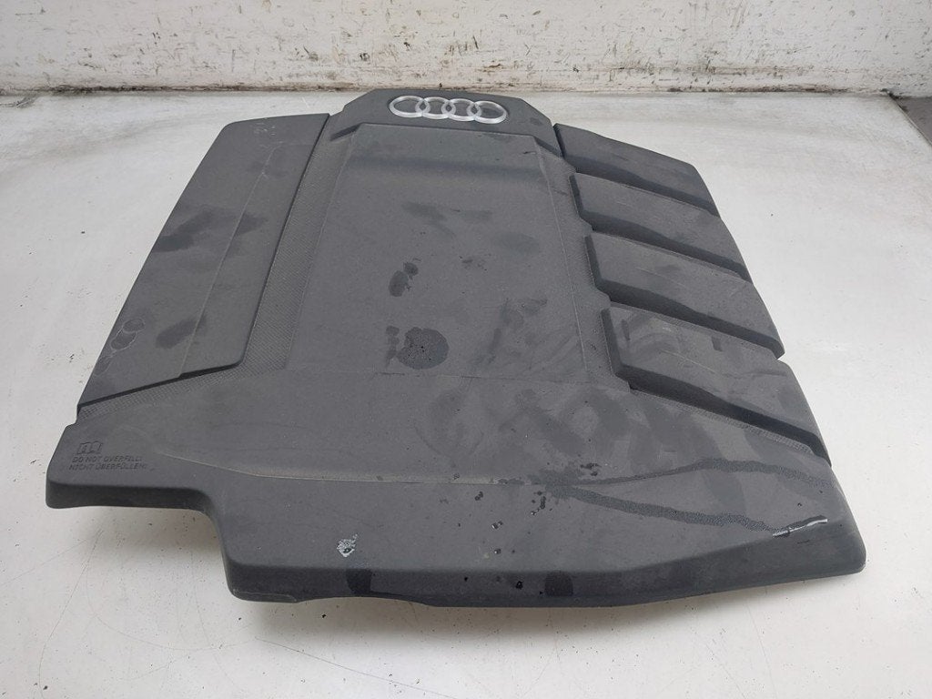 CACHE SOUS MOTEUR Audi A6 (C8) (|06L103925Q|06L103925J|), Auto-Union-Straße  1,
85057  Ingolstadt, DE, Info@audi.de, Audi, Utilisé