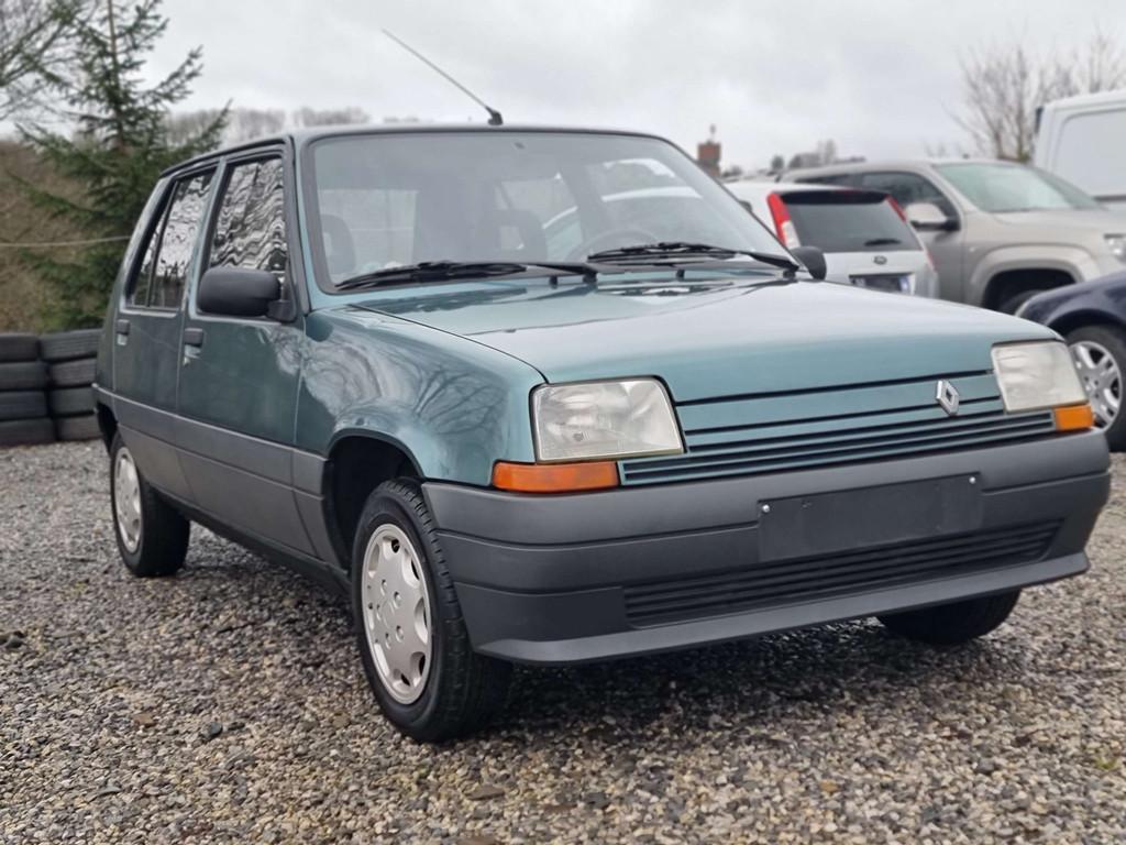 Renault R 5 * SUPERBE ETAT * (bj 1989), Auto's, Oldtimers, Te koop, Renault, Benzine, Berline, 4 deurs, Handgeschakeld, Groen