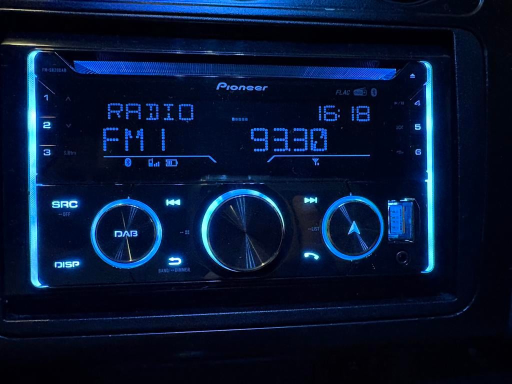 Autoradio, Enlèvement, Comme neuf