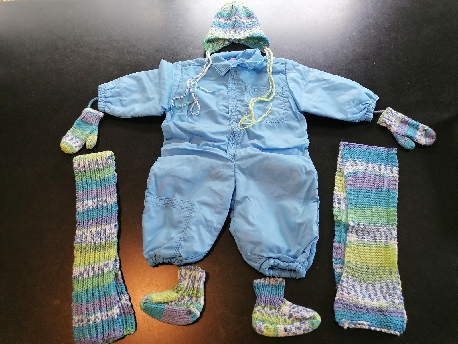 Set: skipakje met muts, sjaals, wanten en sokken, Kinderen en Baby's, Babykleding | Overige, Ophalen