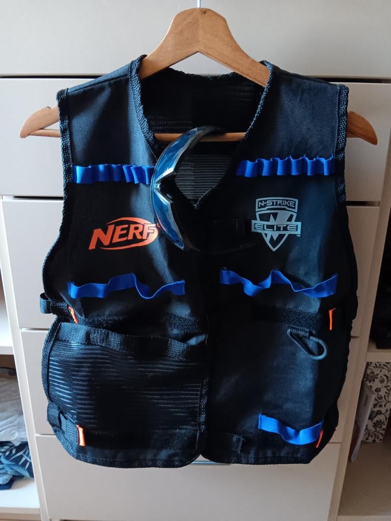 Nerf jasje en bril, Ophalen of Verzenden