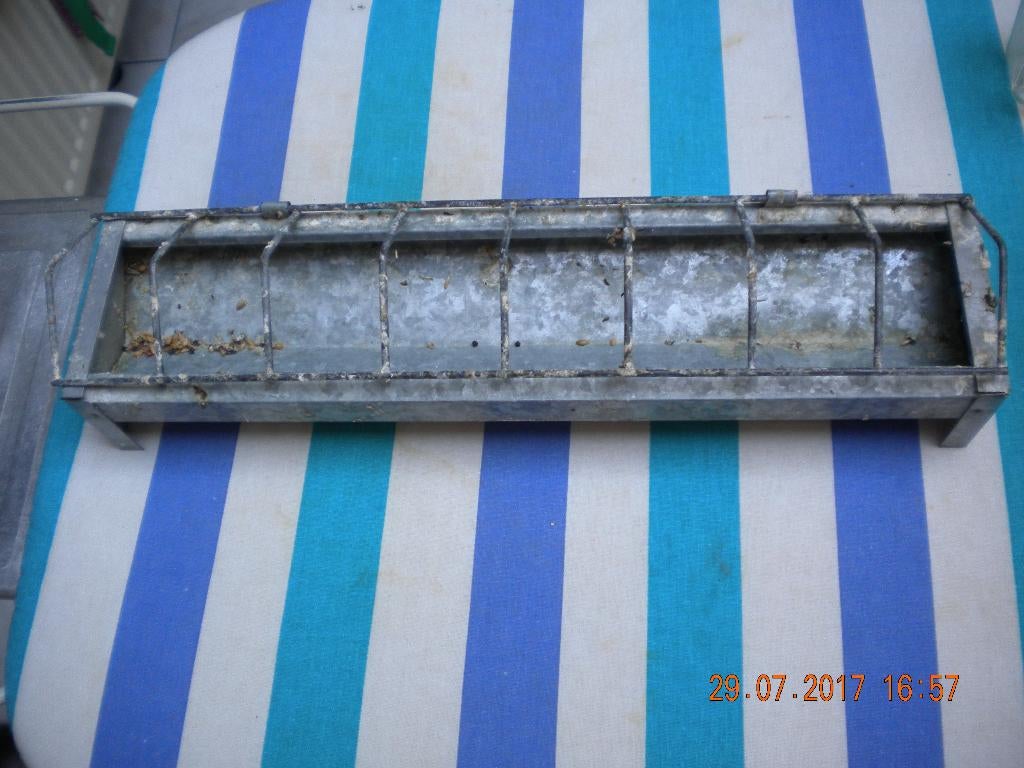 Benodigdheden voor vogels, Ophalen