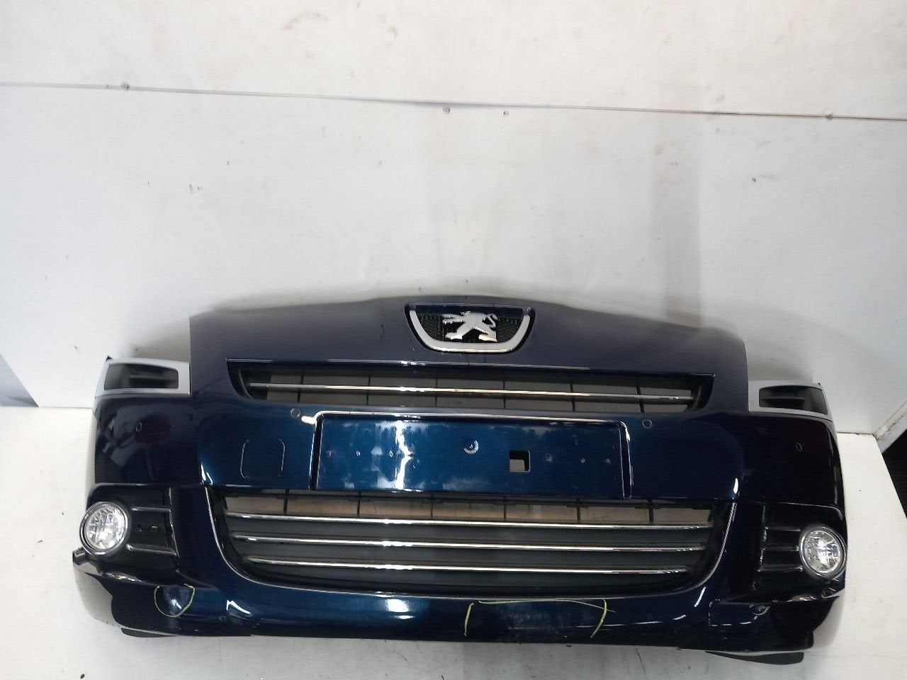 Bumper voor Peugeot 5008, Onderdelen@venauto.nl, Van der Ven Autorecycling B.V., Gebruikt, Ettenseweg 76, 4706 PB Roosendaal, The Netherlands