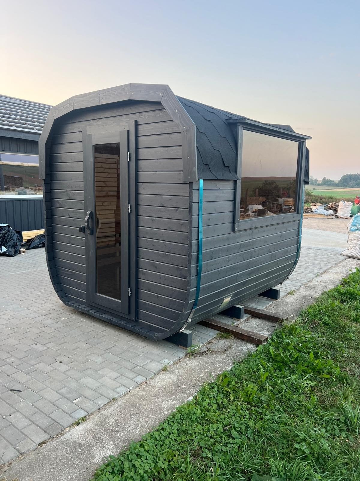 Livraison et installation gratuites d'un sauna cubique de 2,, Enlèvement ou Envoi