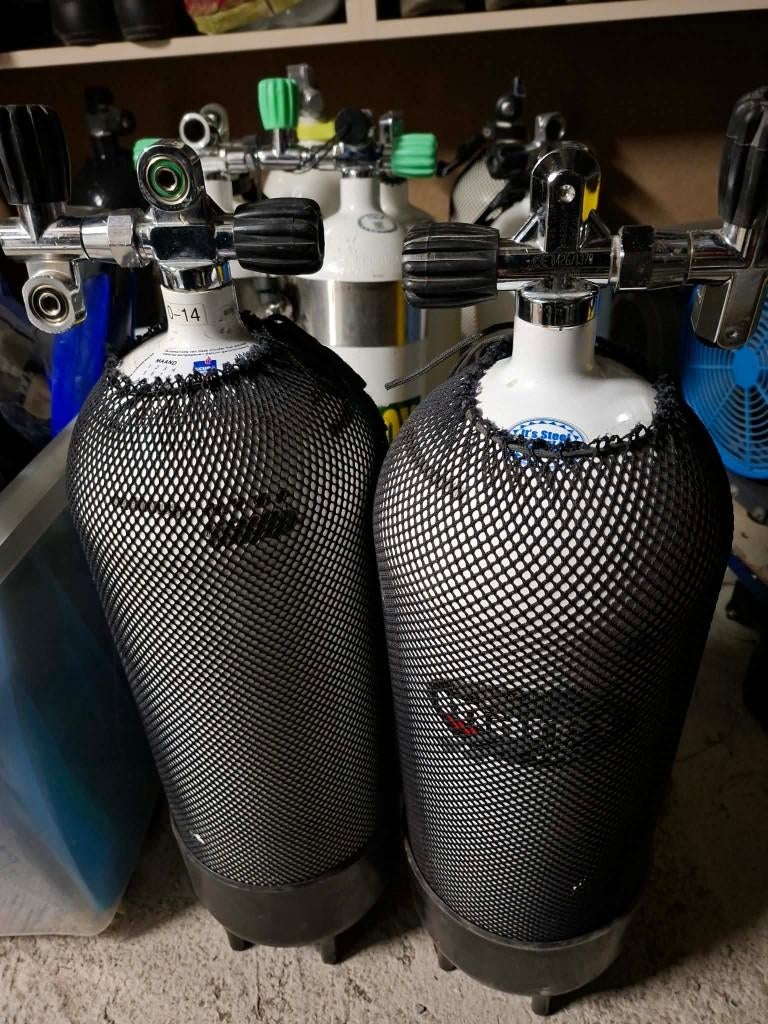 bouteille de plongee, Enlèvement, Utilisé, Bouteille de plongée
