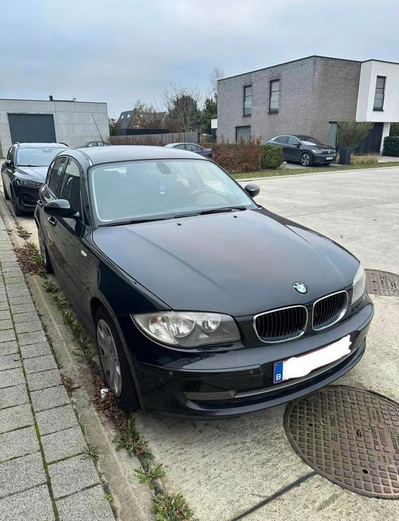 BMW 118i Automatique 2007 ️export️, Autos, BMW, Particulier, Série 1, ABS, Phares directionnels, Airbags, Air conditionné, Climatisation automatique