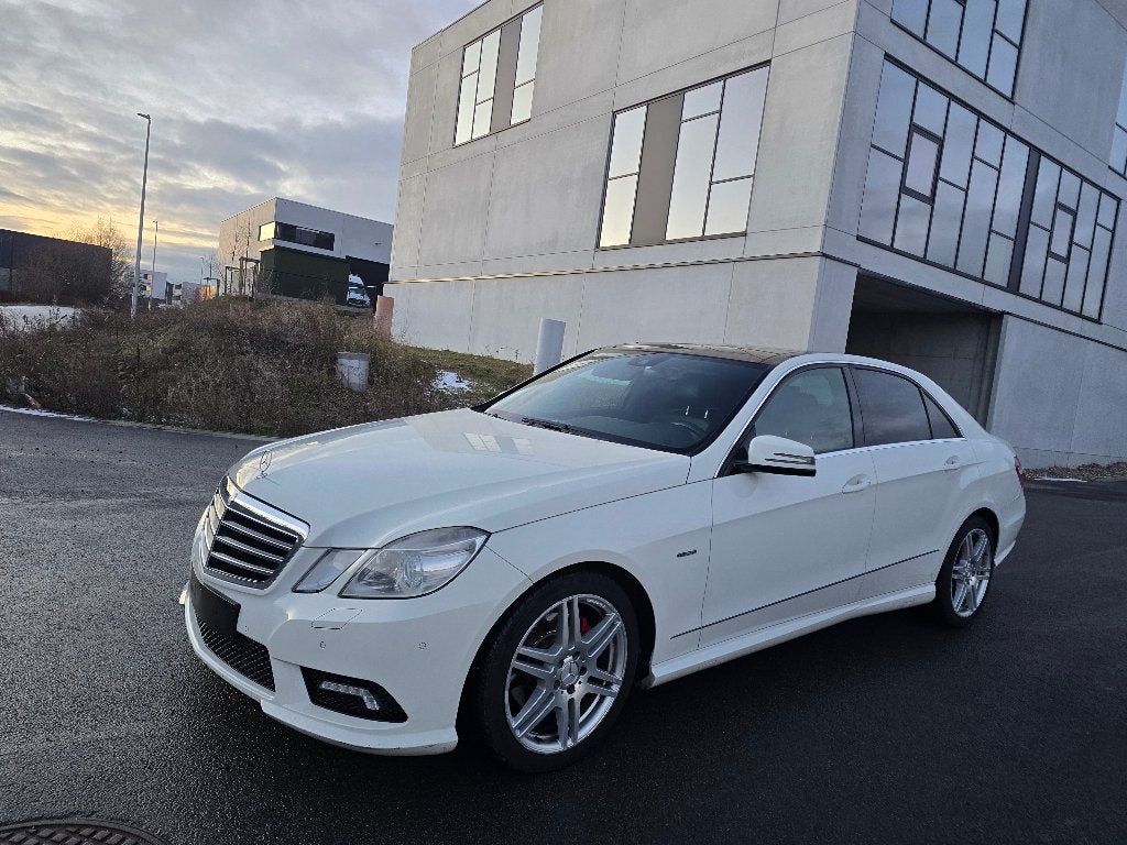 Mercedes E250CDI Avantgarde - AUTOMAAT - 05/2009 - EURO 5, Auto's, Automaat, Achterwielaandrijving, Zwart, 164 g/km