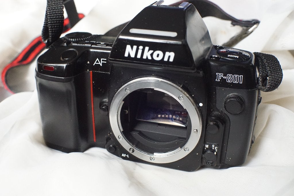 Réflex argentique Nikon F801 (sans objectif), Enlèvement ou Envoi, Utilisé, Reflex miroir, Nikon