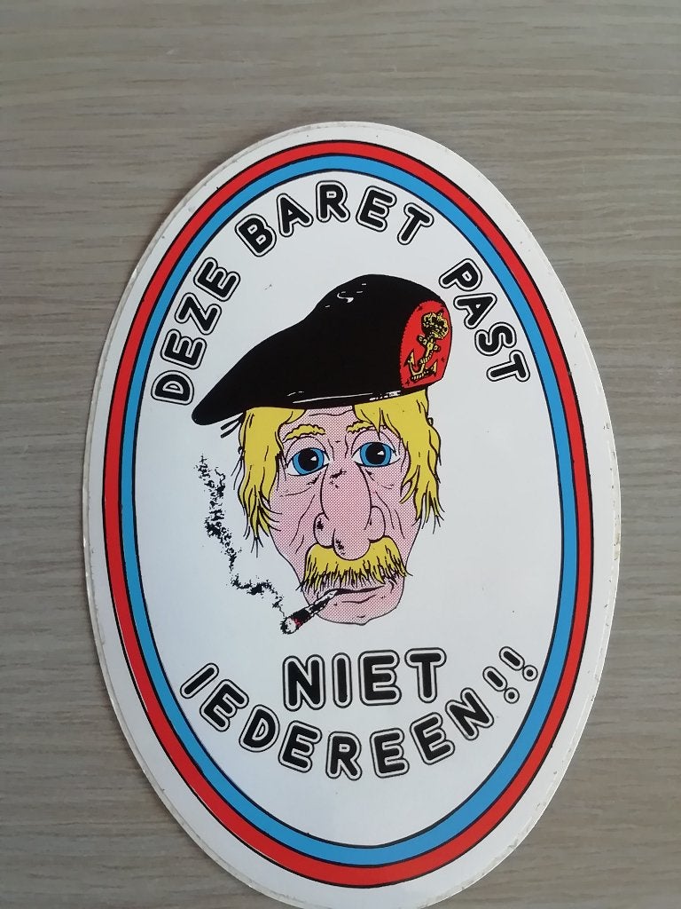 Sticker deze baret past niet iedereen, Verzamelen, Ophalen