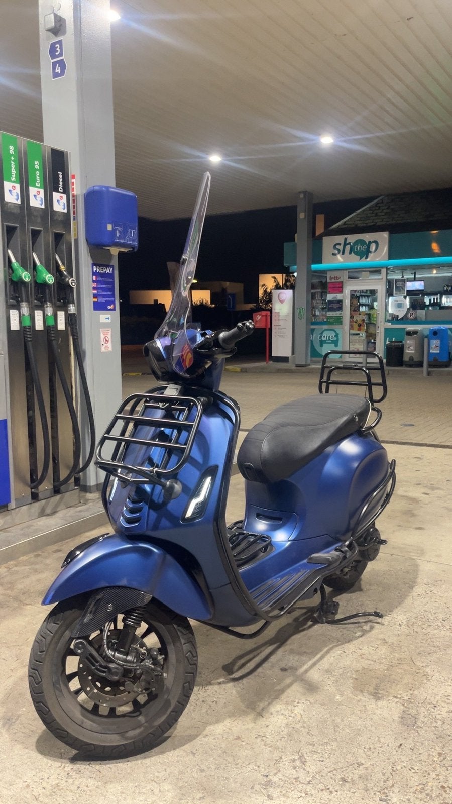 Vespa Sprint A klasse, Fietsen en Brommers, Ophalen, Zo goed als nieuw, Benzine, 50 cc