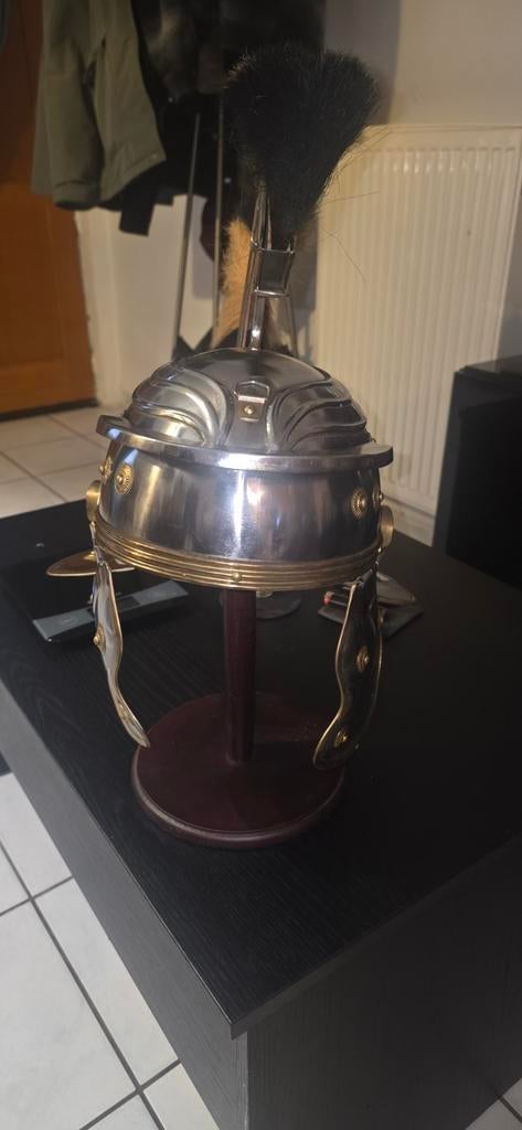 Reproduction d'un casque militaire allemand, Enlèvement ou Envoi