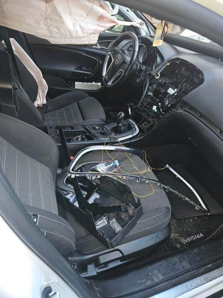 Opel Insignia Biturbo 2.0cdti 143kw 195ch blanc, Ophalen of Verzenden, Gebruikt, Opel