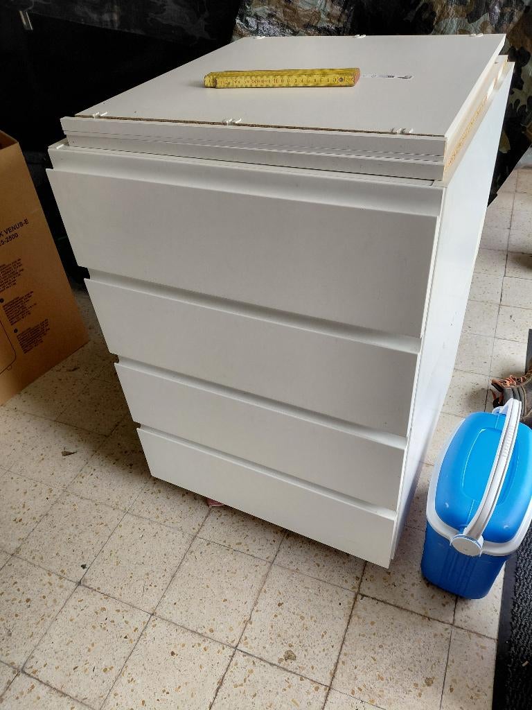 Gratis laden kast, Huis en Inrichting, Ophalen