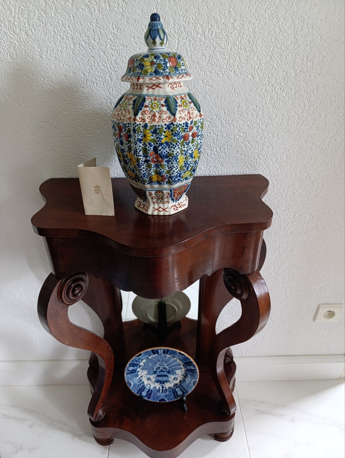 Antieke Makkum vaas met Certificaat., Antiek en Kunst, Ophalen