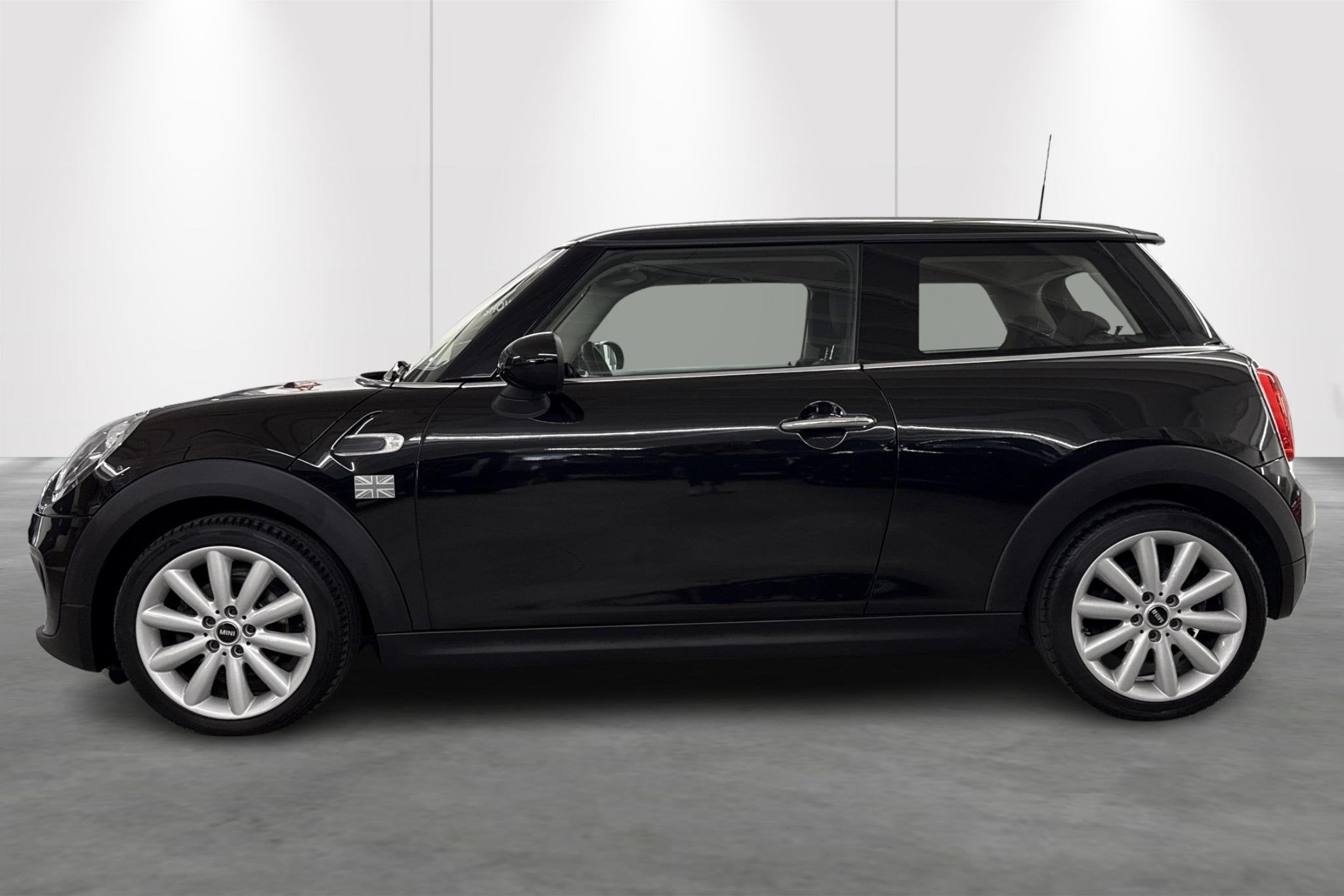 Mini Mini One D - BLUETOOTH + ALU VELGEN + AIRCO, Auto's, Mini, Voorwielaandrijving, 4 zetels, Stof, Gebruikt