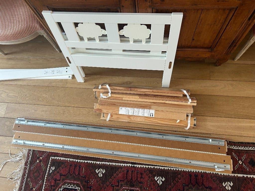 Lit enfant IKEA KRITTER + matelas, Enfants & Bébés, Chambre d'enfant | Lits, Matelas, 70 à 85 cm, Enlèvement, 180 cm ou plus