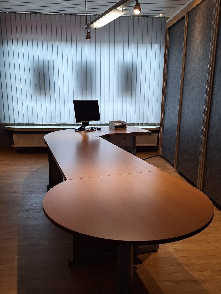 bureaucombinatie, Ophalen, Overige typen, Metaal, Kabelgoot