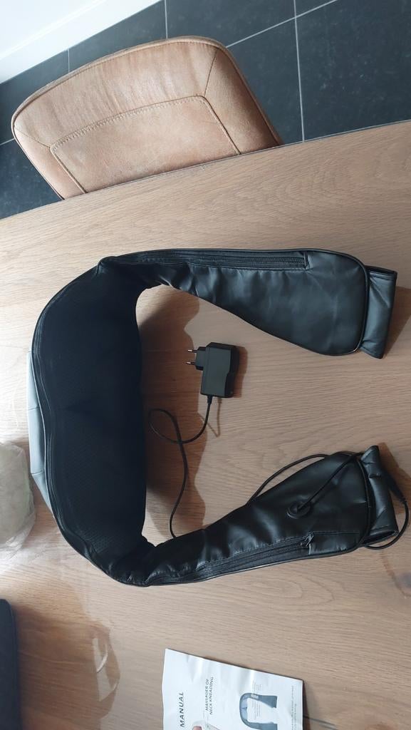 Massageapparaat infrarood nek, Sport en Fitness, Massageproducten, Verzenden