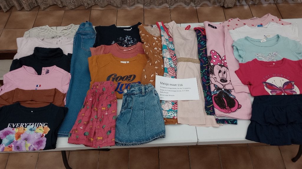 kinderkleding maat 116, Ophalen, Zo goed als nieuw