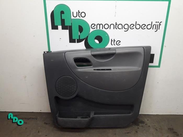 Revêtement portière 2portes droite d'un Peugeot Expert (Ex, -, 3 mois de garantie, Utilisé, -