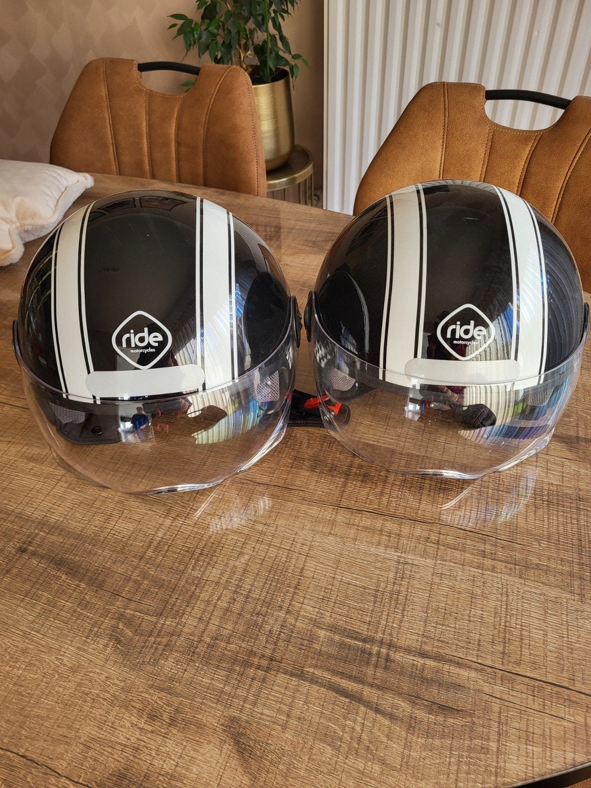 2 Motorhelm  L/S