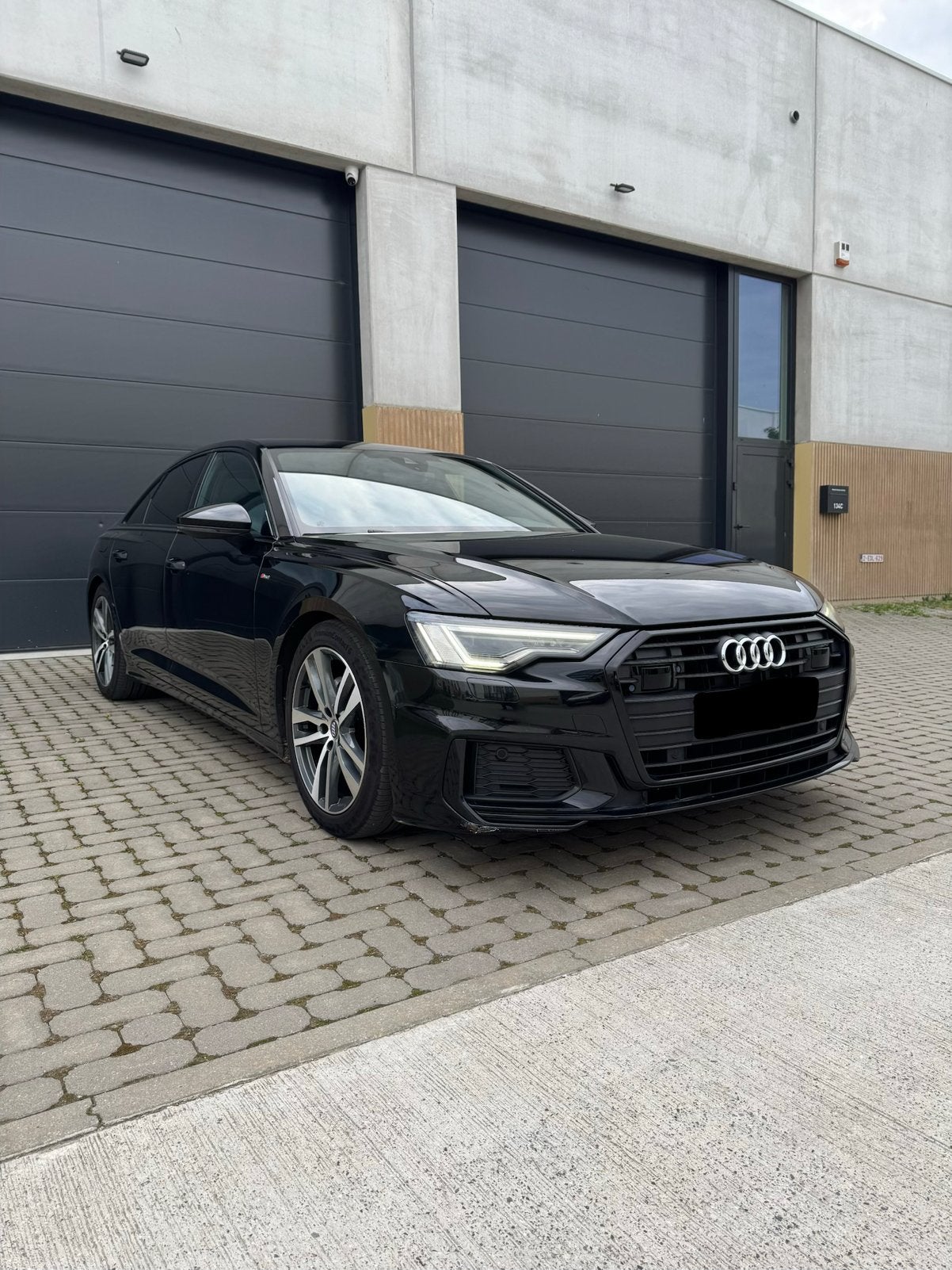 Audi A6 - 35 TDi Business Edition Sport S tronic, Auto's, 4 deurs, 4 cilinders, 2255 kg, Regensensor