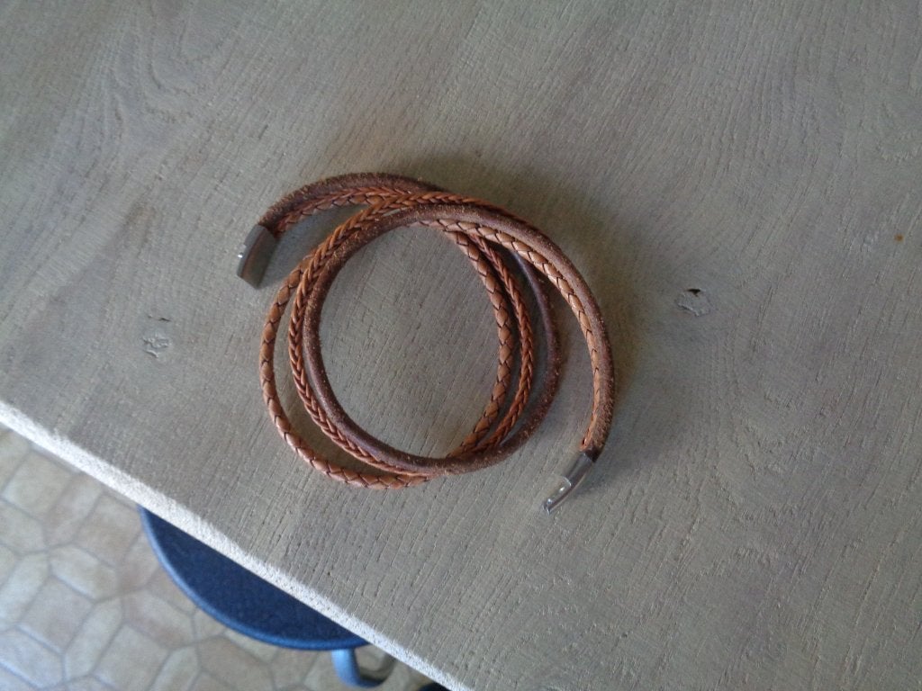 lederen armbanden - steel & barnett, Handtassen en Accessoires, Armbanden, Ophalen of Verzenden, Zo goed als nieuw, Overige kleuren