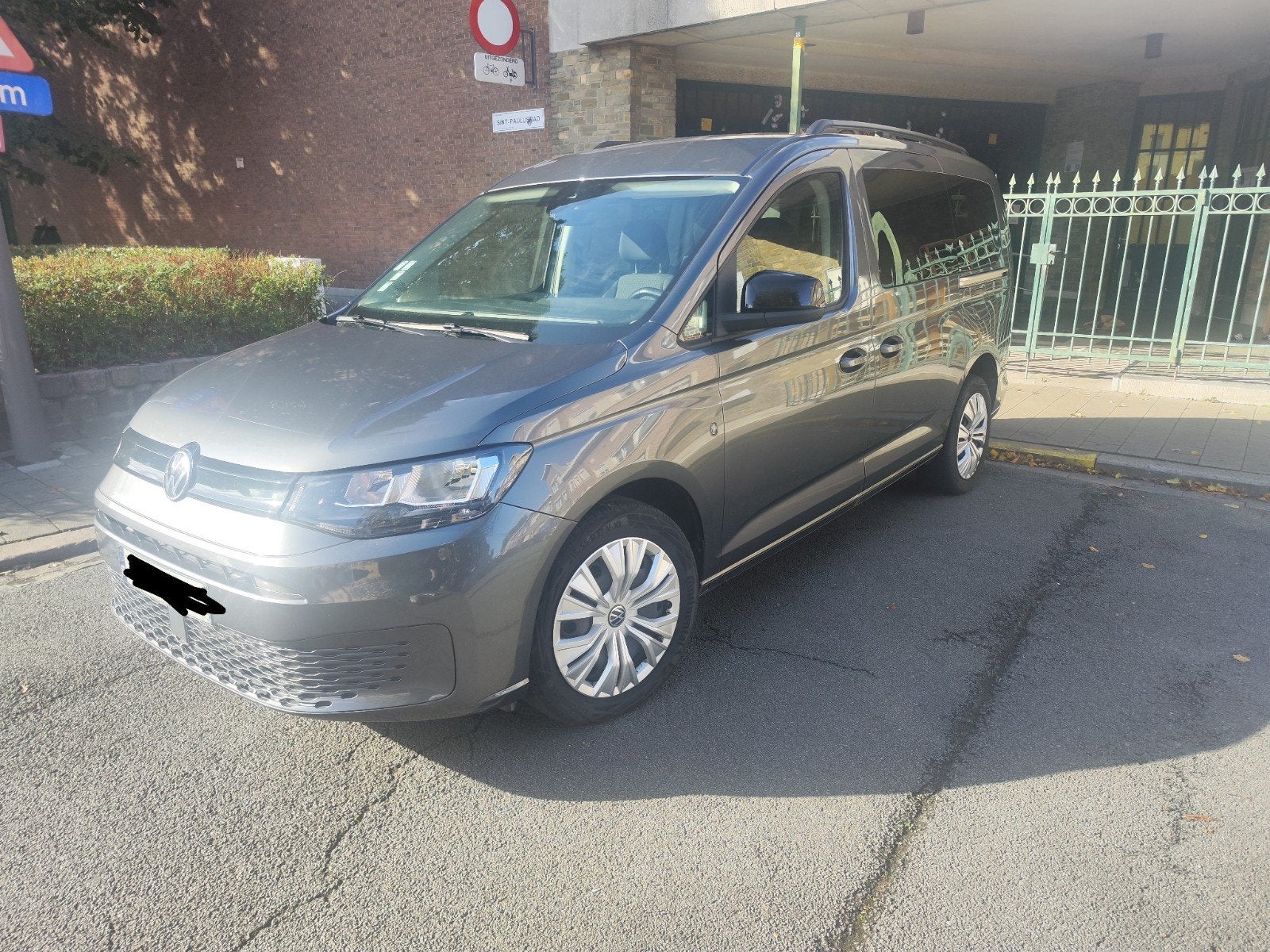 Volkswagen caddy dubbel cab. maxi benzine bj 2022, Auto's, Automaat, 5 zetels, 5 deurs, Particulier