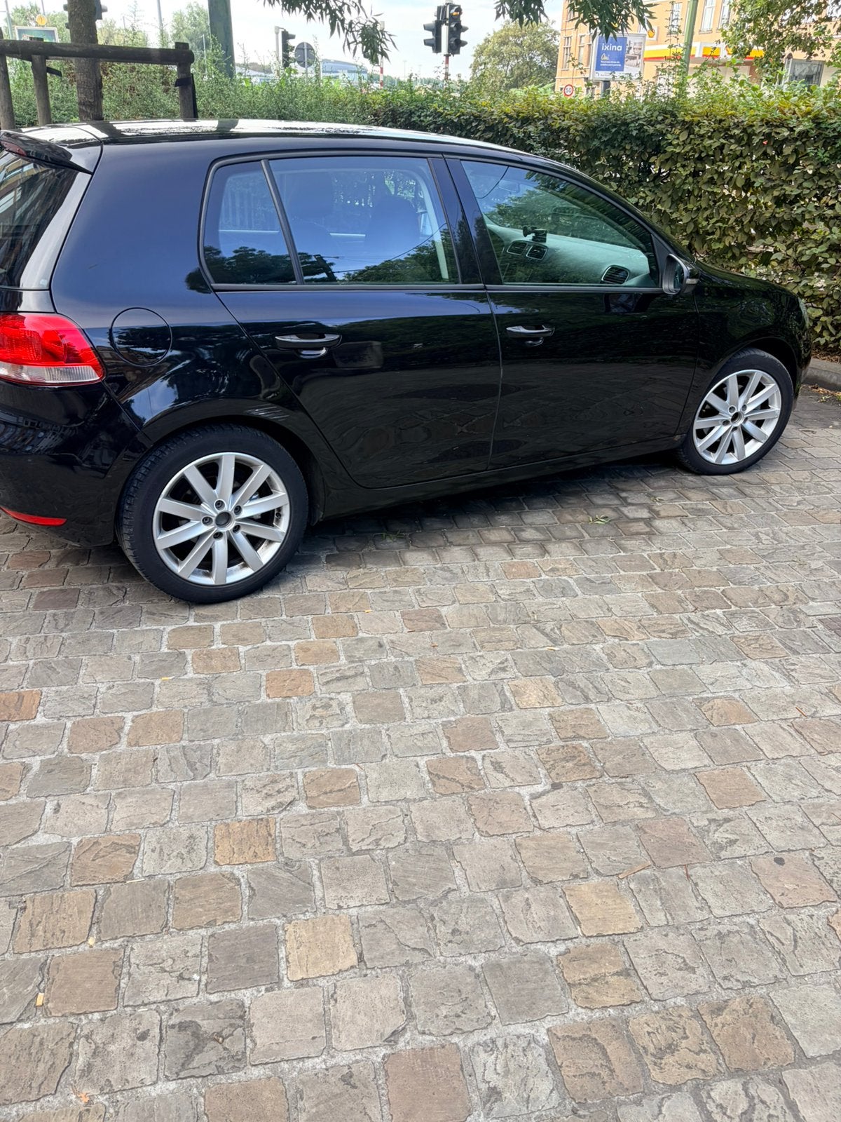 Golf 6 très propre 188000kilometre esence, Zwart, Zwart, 5 deurs, Parkeersensor