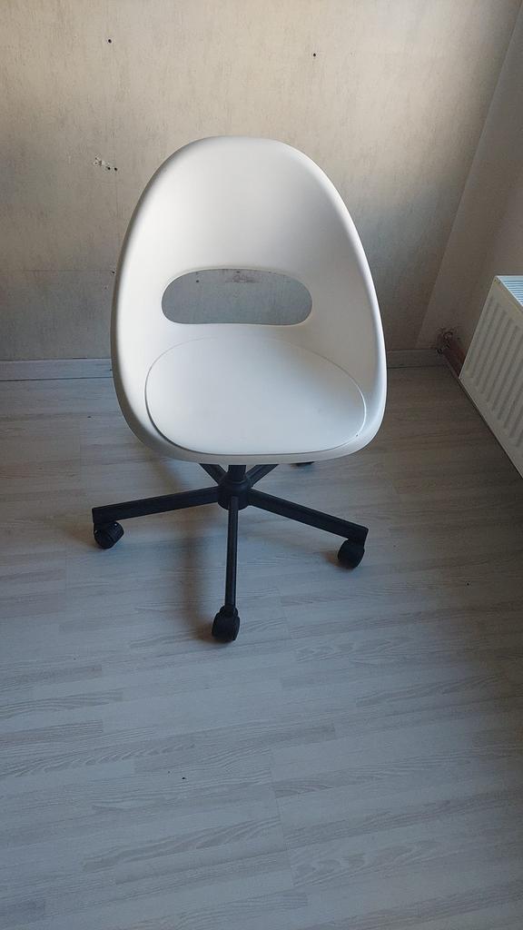 Bureau stoel, Ophalen, Zo goed als nieuw