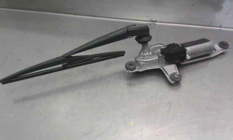 MOTEUR ESSUIE-GLACE ARRIÈRE Toyota RAV4 (A2), Utilisé, Toyota