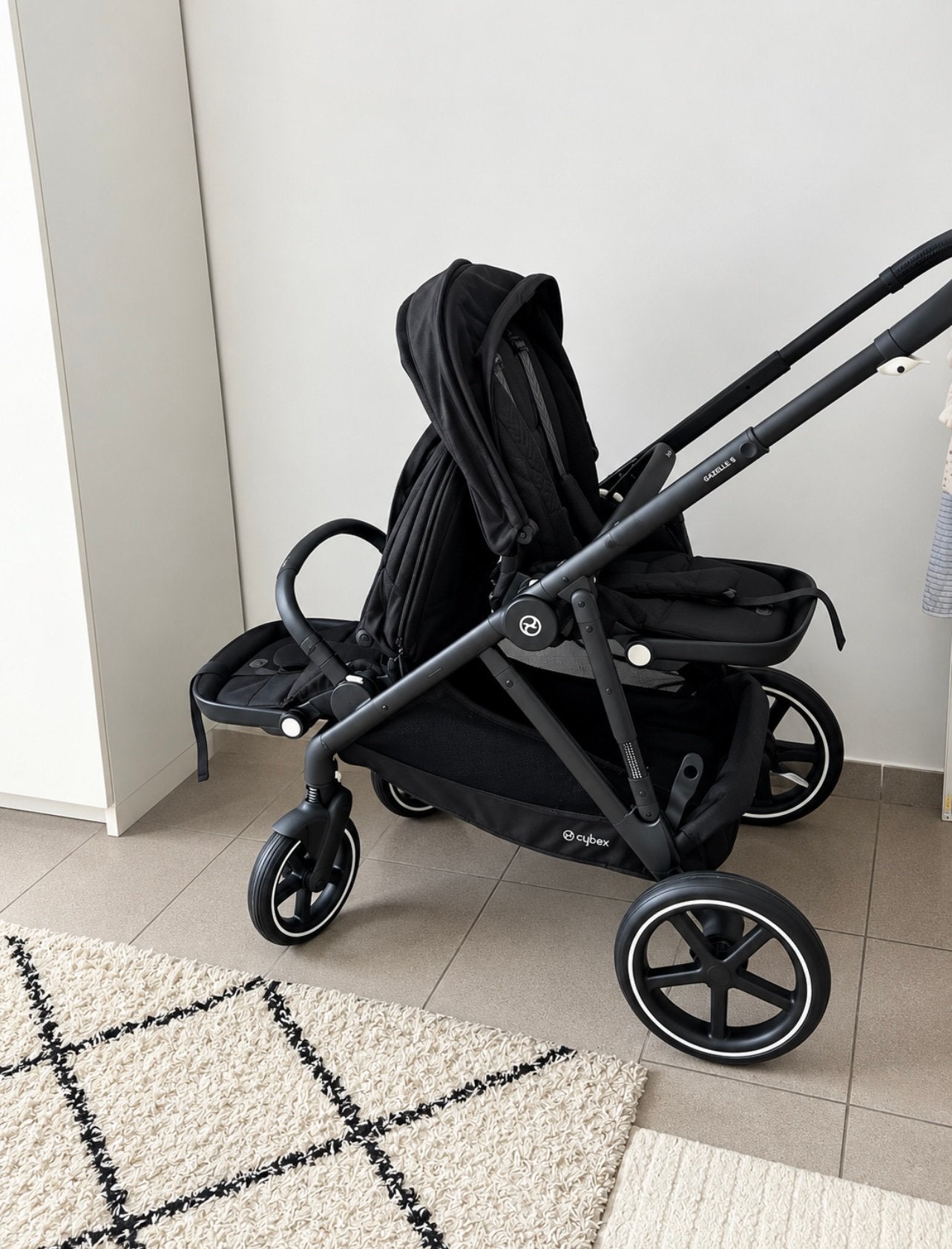 CYBEX Gazelle S – Zwart | 2 zitjes + nieuwe boodschappenmand, Ophalen, Zo goed als nieuw, Kinderwagen