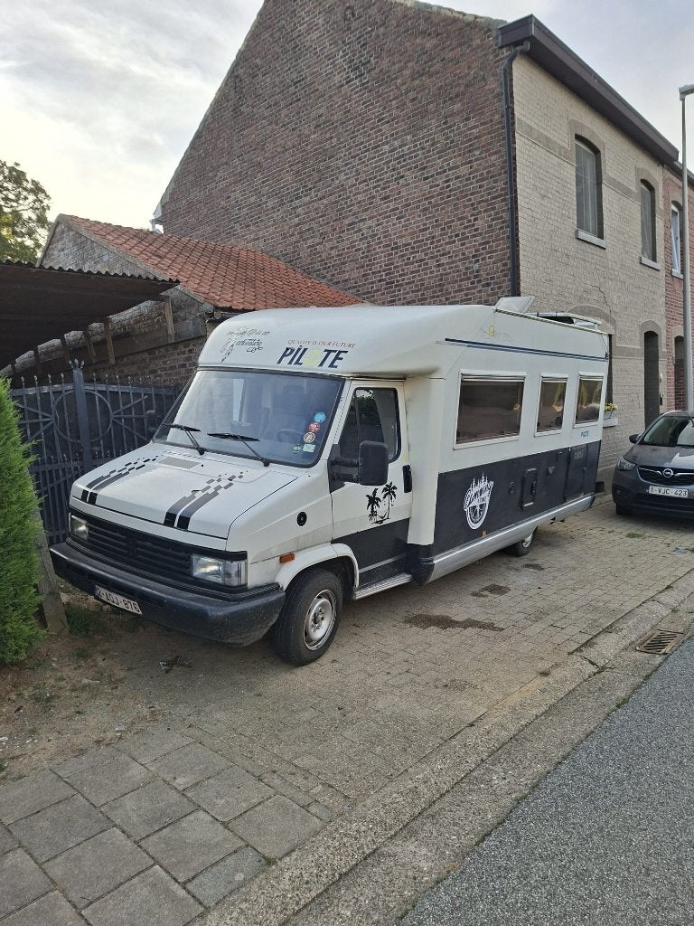 Mobilhome Peugeot pilot oldtimer, Caravanes & Camping, Camping-cars, Particulier, Diesel, Onduleur