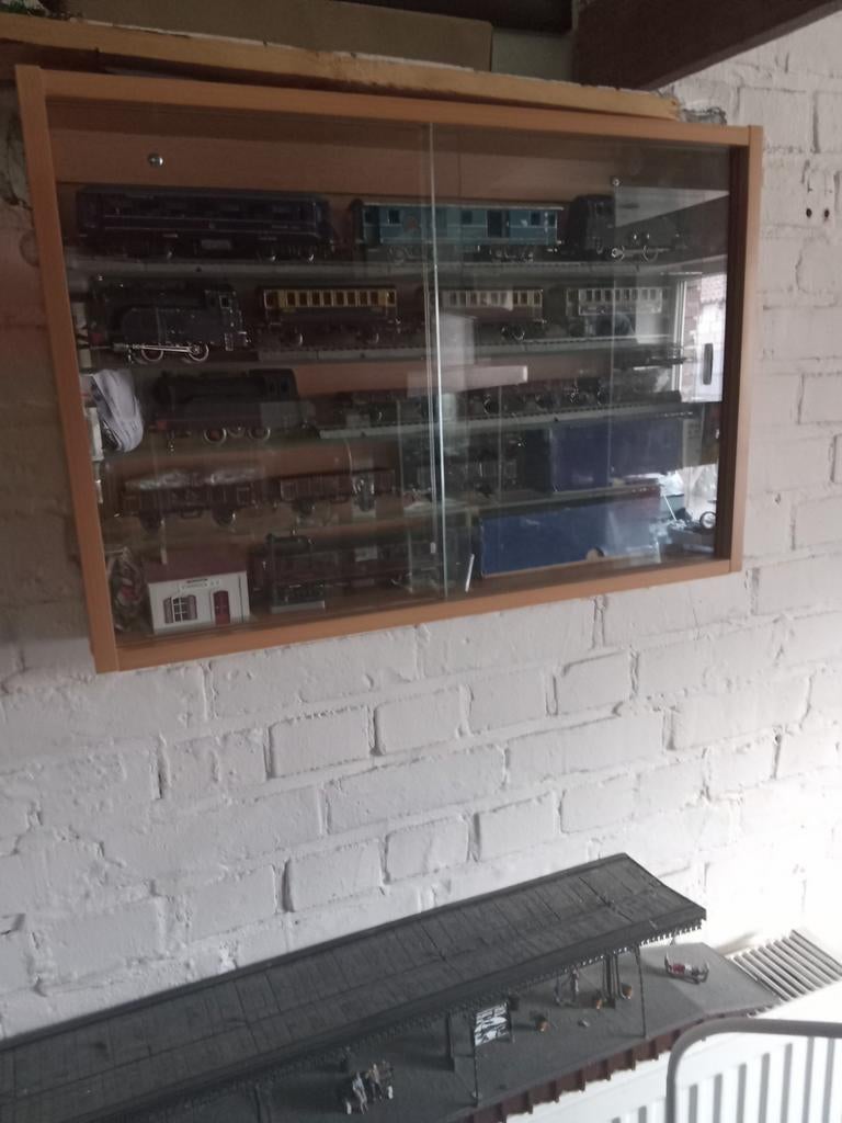 Vitrine pour les maquettes de trains HO/N/Z — FAST WAY = 60€, Enlèvement