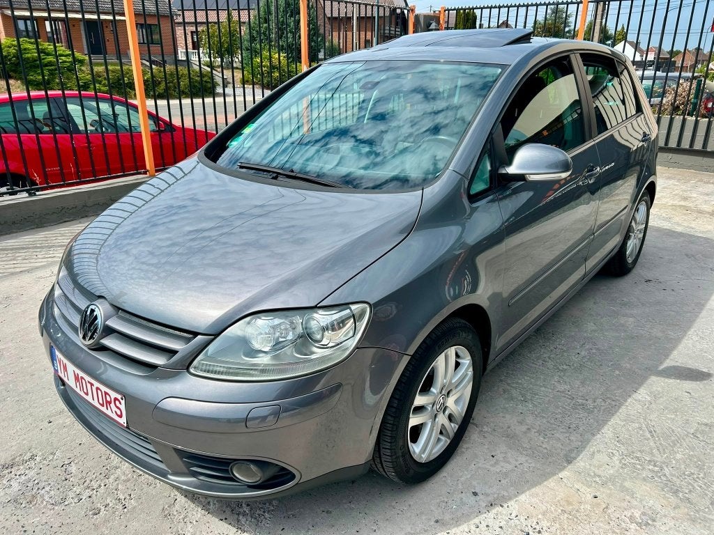 volkswagen golf plus 1599cc essence 119.000km, Golf Plus, Argent ou Gris, 139 g/km, Entreprise
