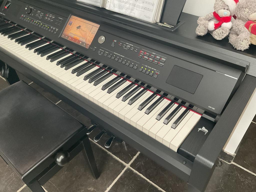 Yamaha cvp 709b, Musique & Instruments, Digital, Enlèvement, Utilisé, Piano
