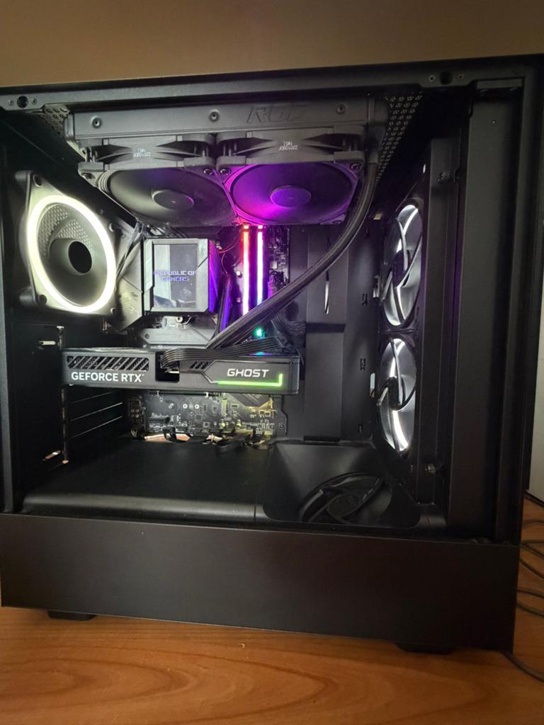 Pc gamer Rtx 5060 / Ryzen 9 5900x, Enlèvement, Comme neuf, Gaming, SSD