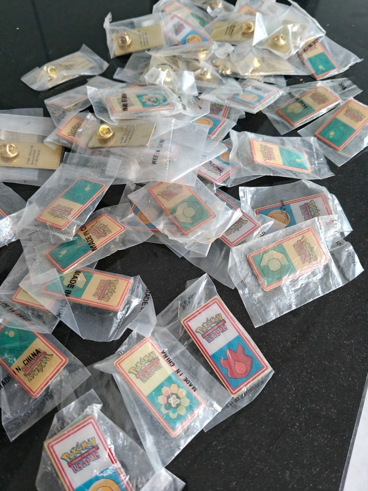 épingles pokemon vintage originales, Enlèvement ou Envoi