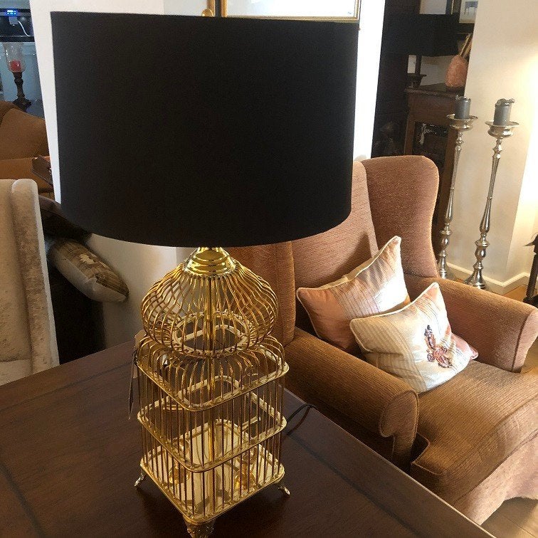 NIEUWE Tafellamp Eichholtz La Cage messing schemer lamp, Antiek en Kunst, Ophalen of Verzenden