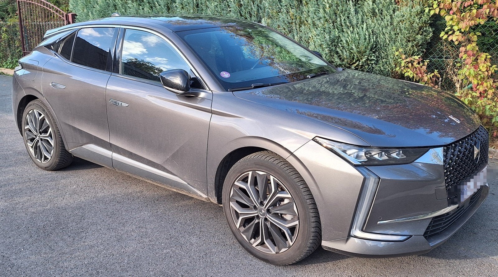DS 4 E-TENSE 225 Rivoli – 25.500 €, Cuir, Argent ou Gris, Euro 6, Carnet d'entretien