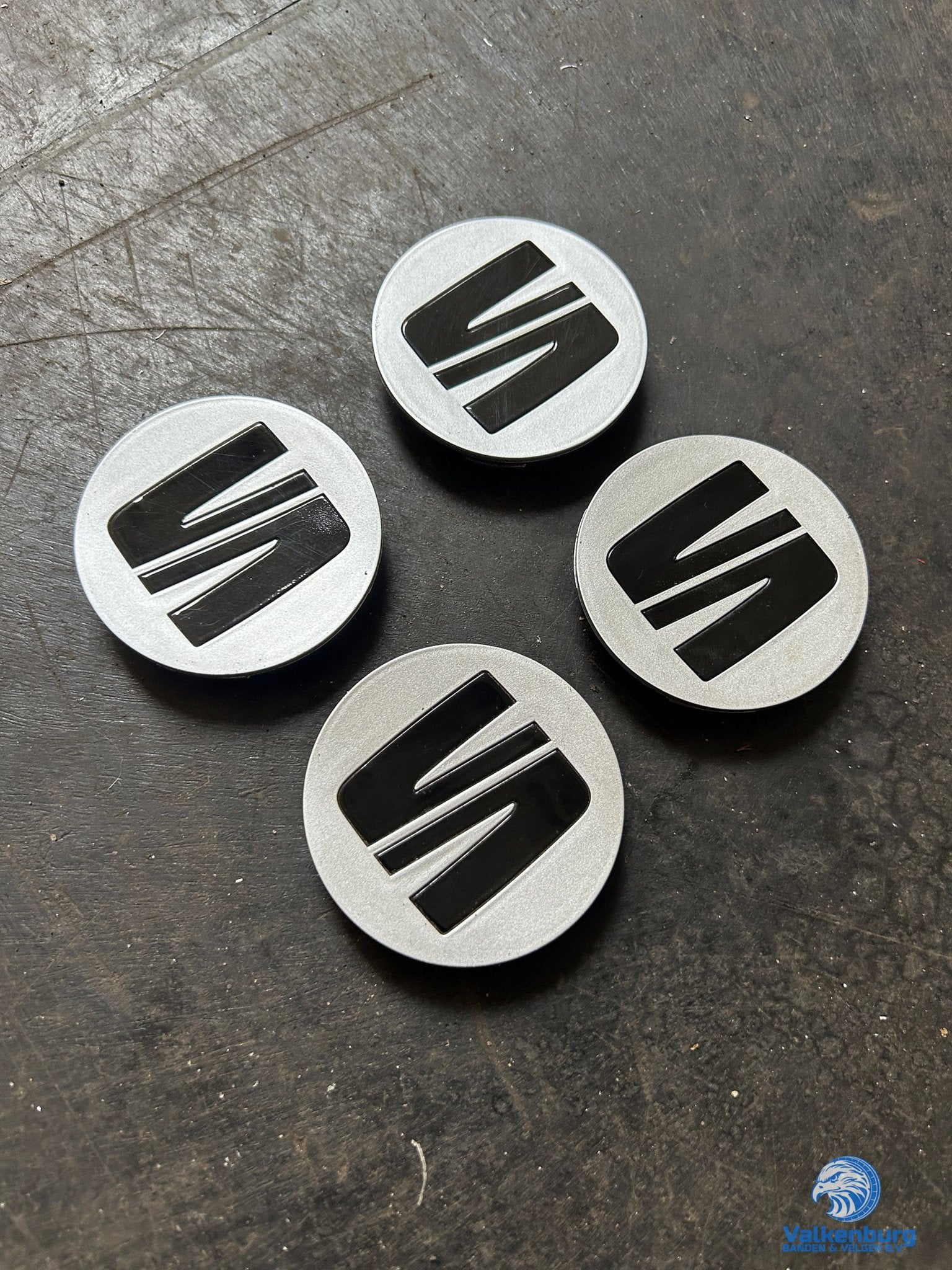 ORIGINELE Seat naafkap naafdop set zilver, Auto diversen, Wieldoppen, Gebruikt, -, Verzenden, -