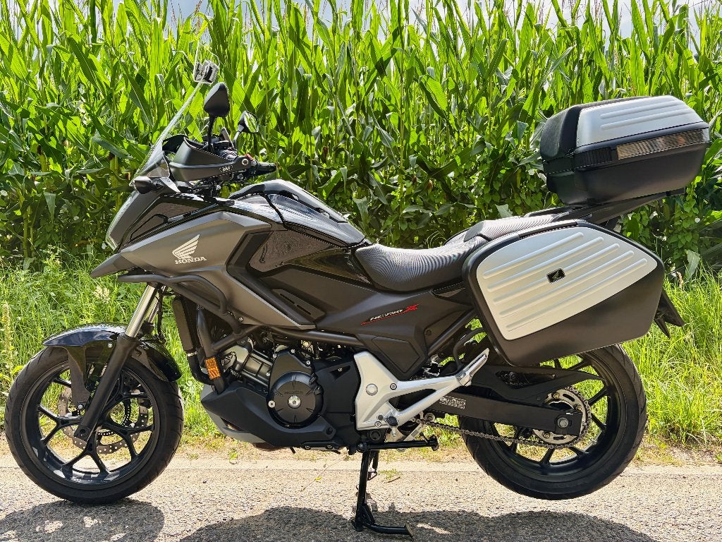 Honda NC750X DCT verlaagde FULL tour-option (2020 | 20900km), Motos, Motos | Honda, Poignées chauffantes, Permis Moto A, Occasion